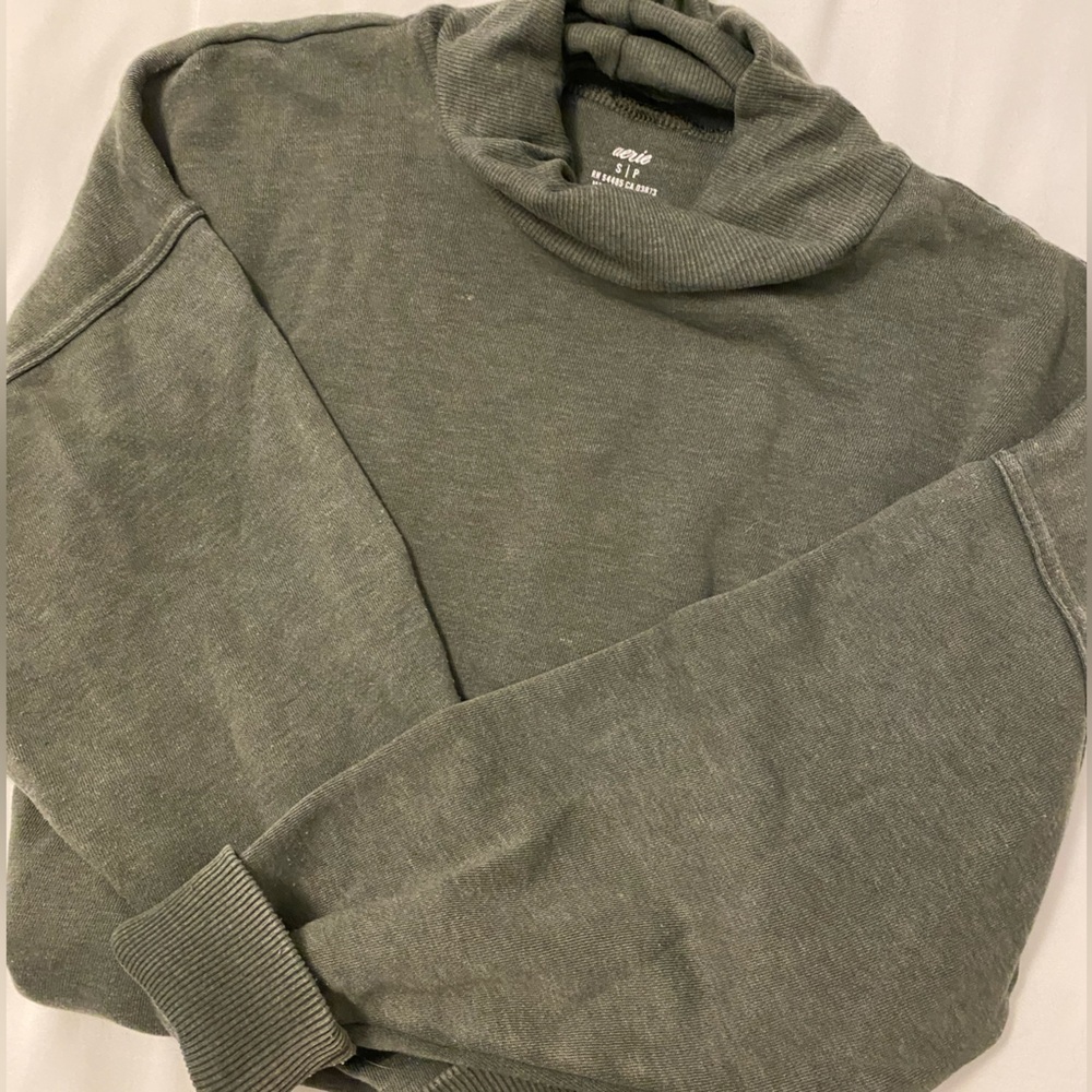 Aerie Pullover Long Sleeve Women’s Small